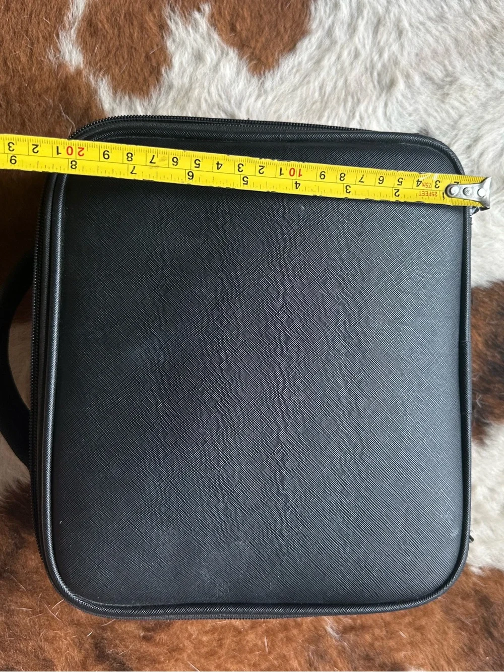 Black cosmetic makeup case